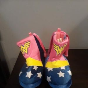 💙💚SOLD💙💚Adorable baby girl slippers.